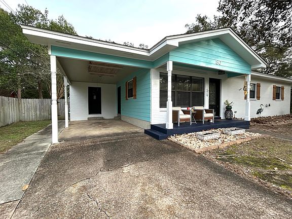 3rd image of 30 Palmetto Dr
