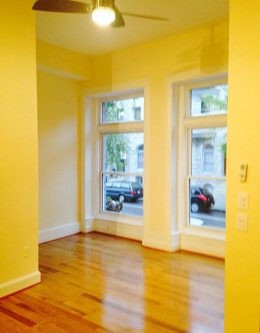 3 bed, 1150 sqft, $2,100 — Photo 1