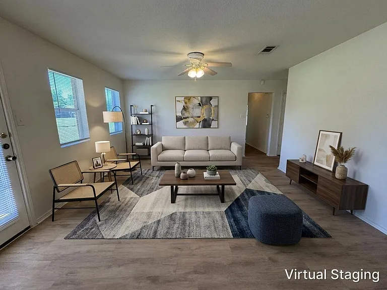 4600 Greyhound Dr — Photo 7