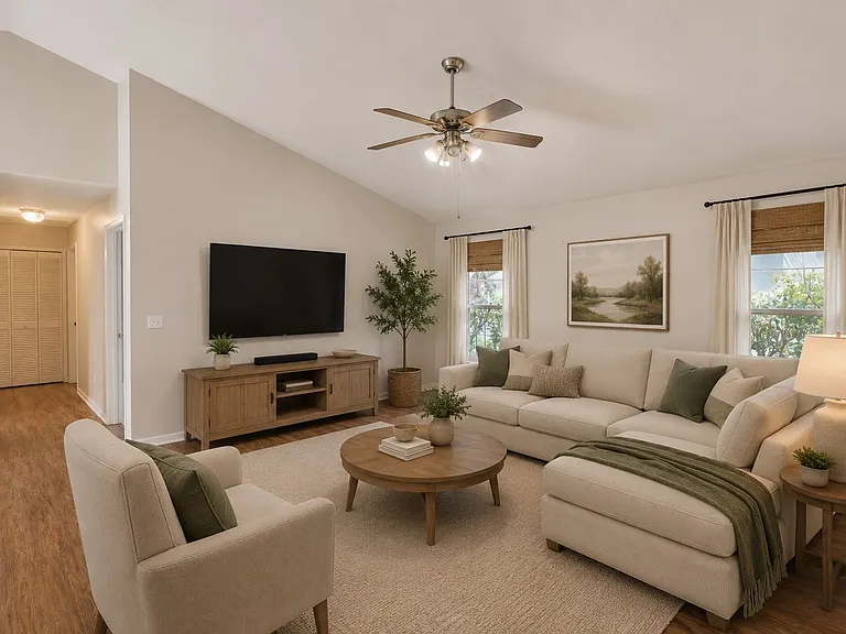 10435 Crestfield Dr — Photo 9
