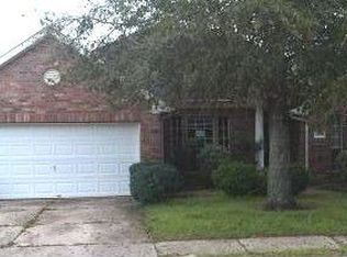 927 Portsmouth Dr, Pearland, TX 77584