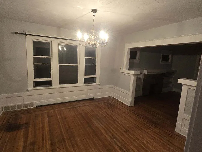 68 Traymore St #UP — Photo 3