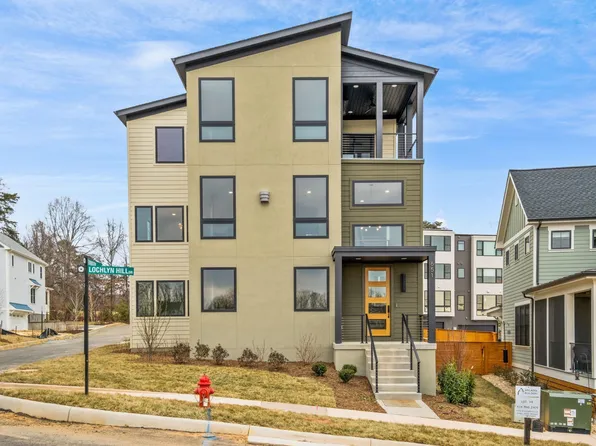 651 Lochlyn Hill Dr, Charlottesville, VA 22901