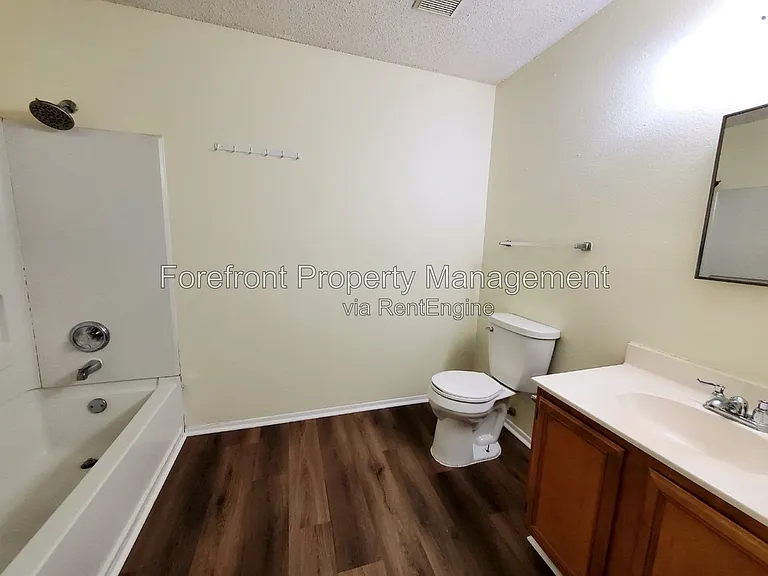 8219 Sunshine Trail Dr — Photo 18