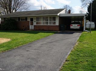130 Wesley Dr, Mechanicsburg, PA