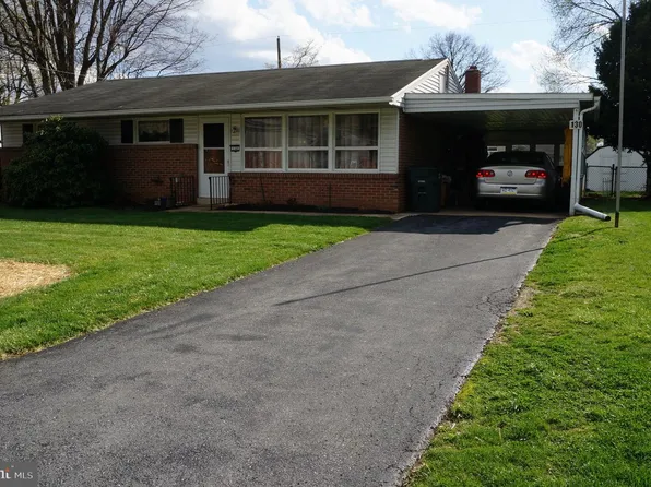 130 Wesley Dr, Mechanicsburg, PA 17055