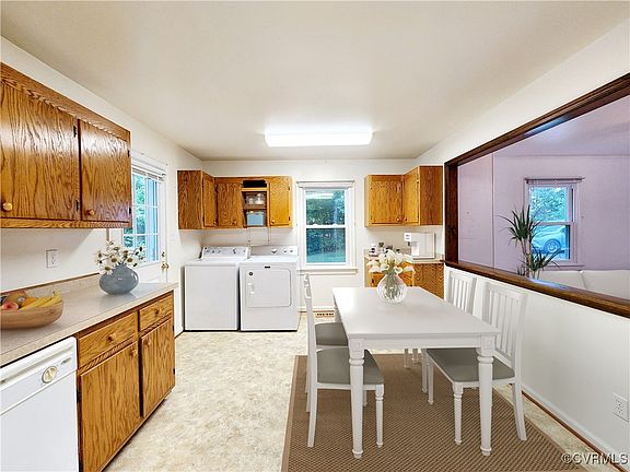 4th image of 509 Virginia Ave