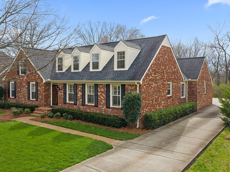 1st image of 157 Riverwood Dr