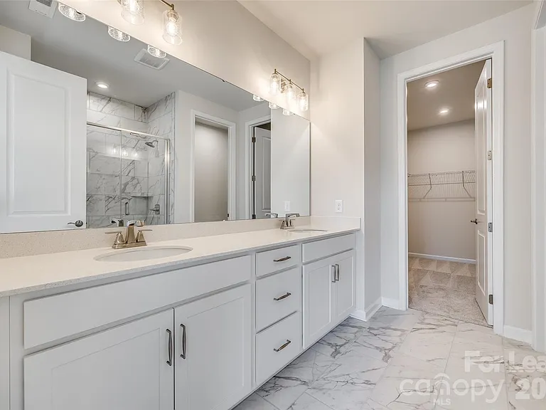 229 Brooks Springs Dr #34 — Photo 19