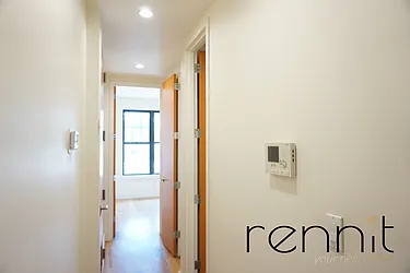 Rented by Rennit Inc.
