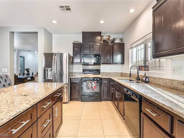 4217 Walnut Glen Dr — Photo 28