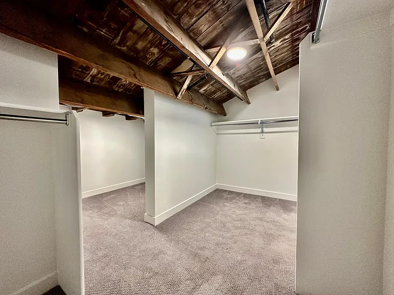 1F Loft - 1 Bedroom, Loft, 2 Bathroom