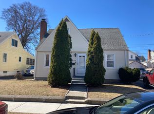 339 Ezra St, Bridgeport, CT 06606