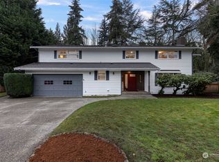 2614 Evergreen Point Rd, Medina, WA 98039