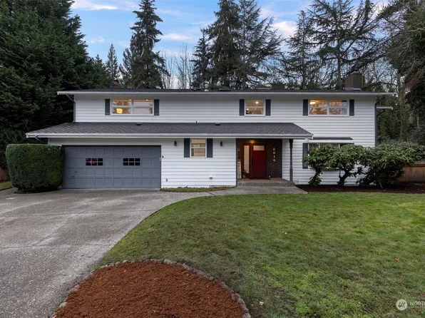 2614 Evergreen Pt Rd, Medina, WA 98039