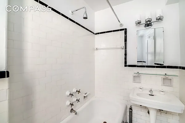 Rented by Compass | media 44