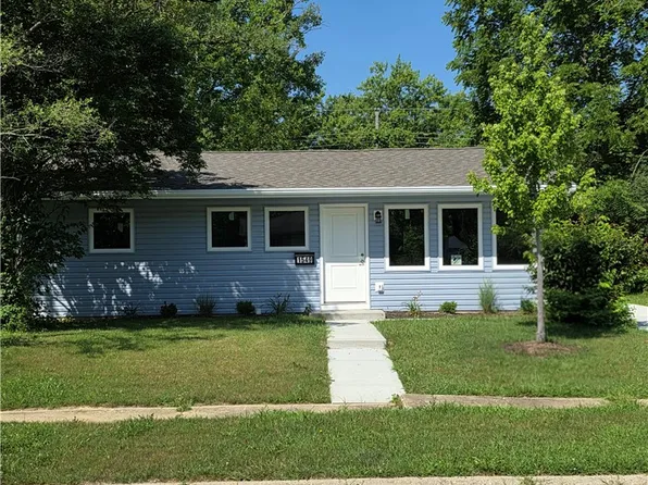 1549 Azalea Dr, Dayton, OH 45417