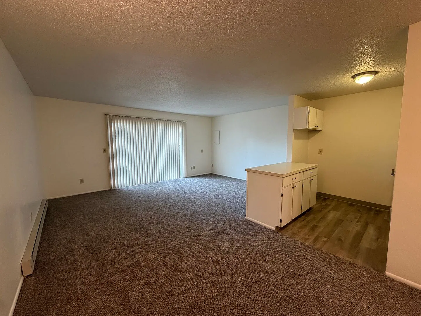 JC0679 - Barbur Place Apartments — Photo 2
