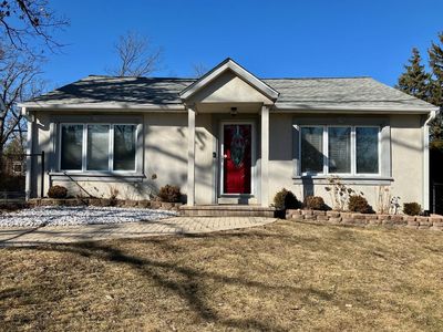 306 Bayshore Dr, Lake Bluff, IL, 60044