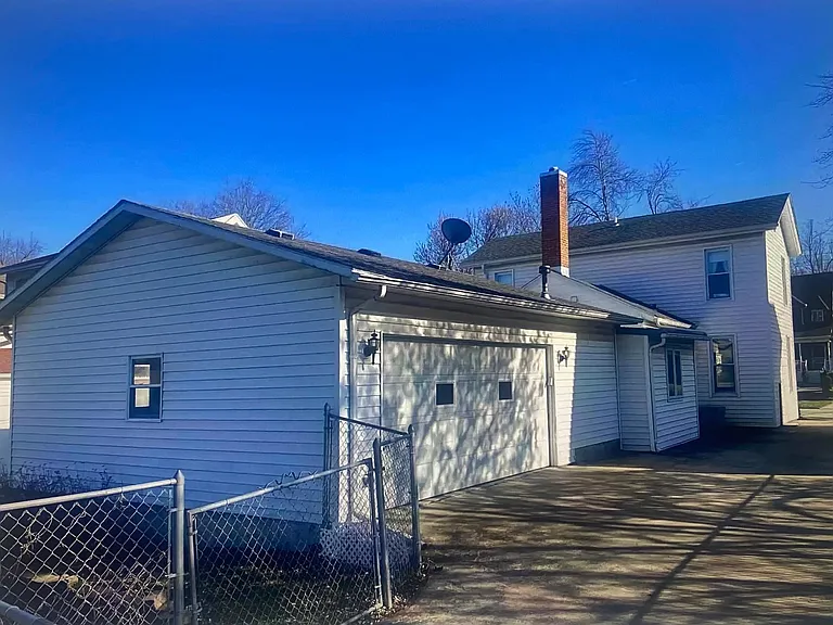 2231 Hampshire St — Photo 18