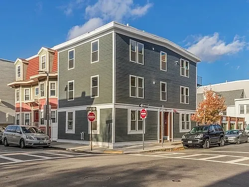 234 Paris St #3 Photo 1