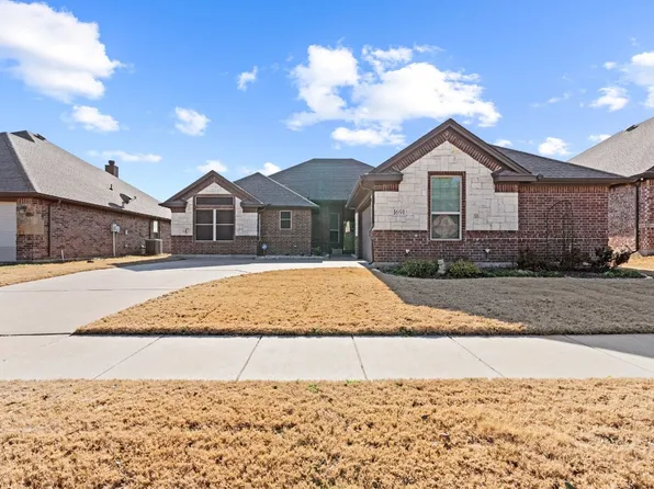 1691 Potomac Dr, Burleson, TX 76028