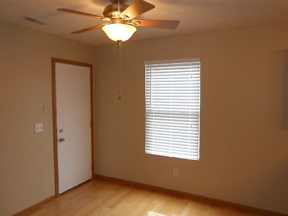 5th image of 7123 Austrian Way