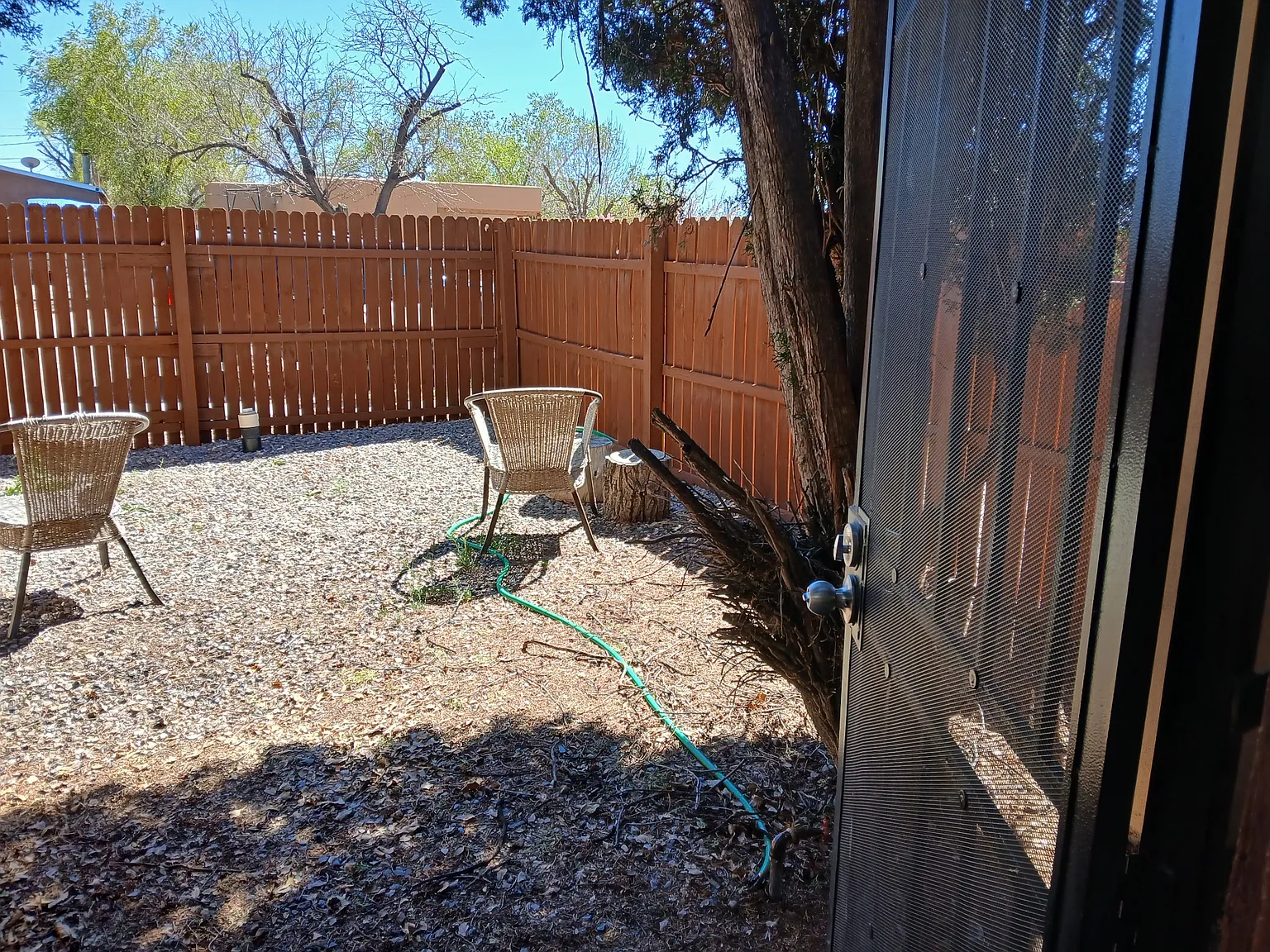 1853 Mann St — Photo 1