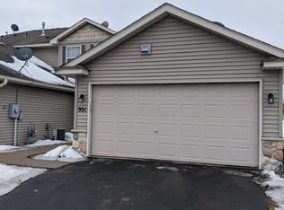 931 Golden Way NW, Isanti, MN 55040