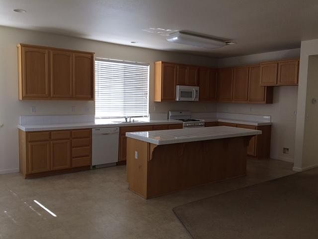 2nd image of 1428 Antioch Ct