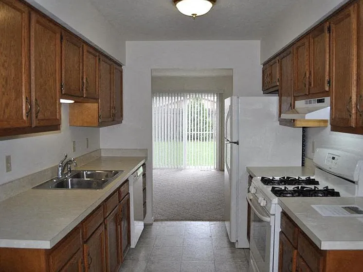 Colfax Townhomes — Photo 4