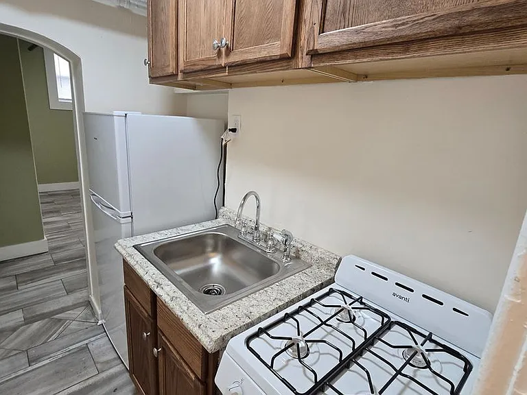 922 Fulton St — Photo 45