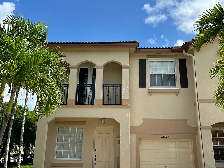12885 SW 134th St — Photo 1