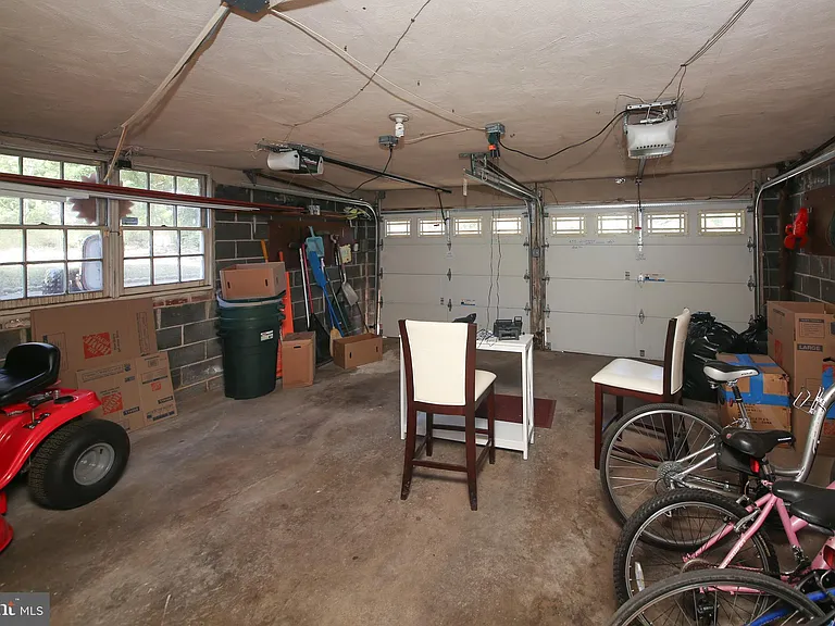 1806 Jody Rd — Photo 33