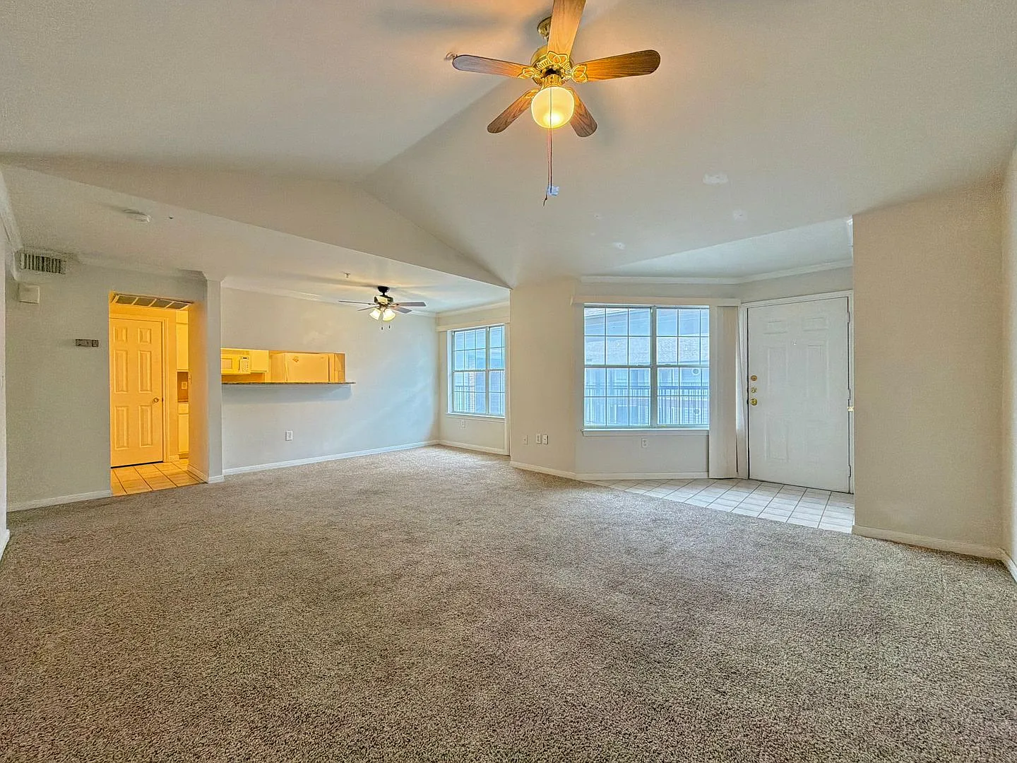 Spacious 2 Bed / 2 Bath Condo with Private Balcony in Austin, TX — Photo 2