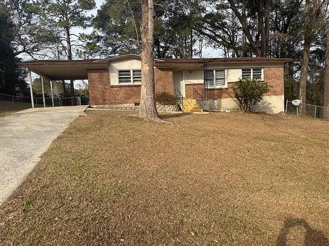 1st image of 24 Andrews Dr