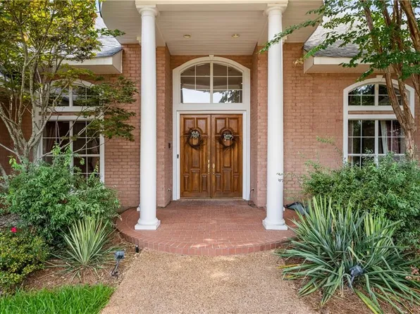 6421 Moody Oaks, Alexandria, LA 71301