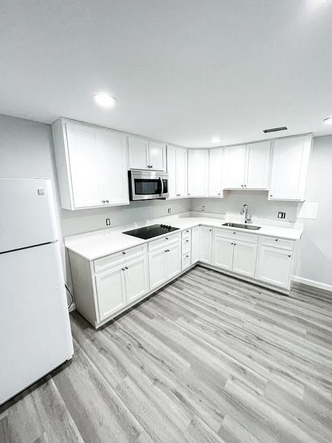 Newly renovated kitchen with new everything!