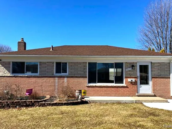 27177 Shelbourne Dr, Warren, MI 48088
