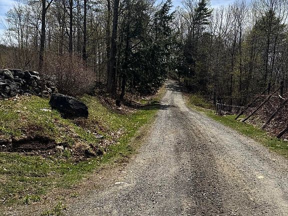 4th image of 000 Black North Road