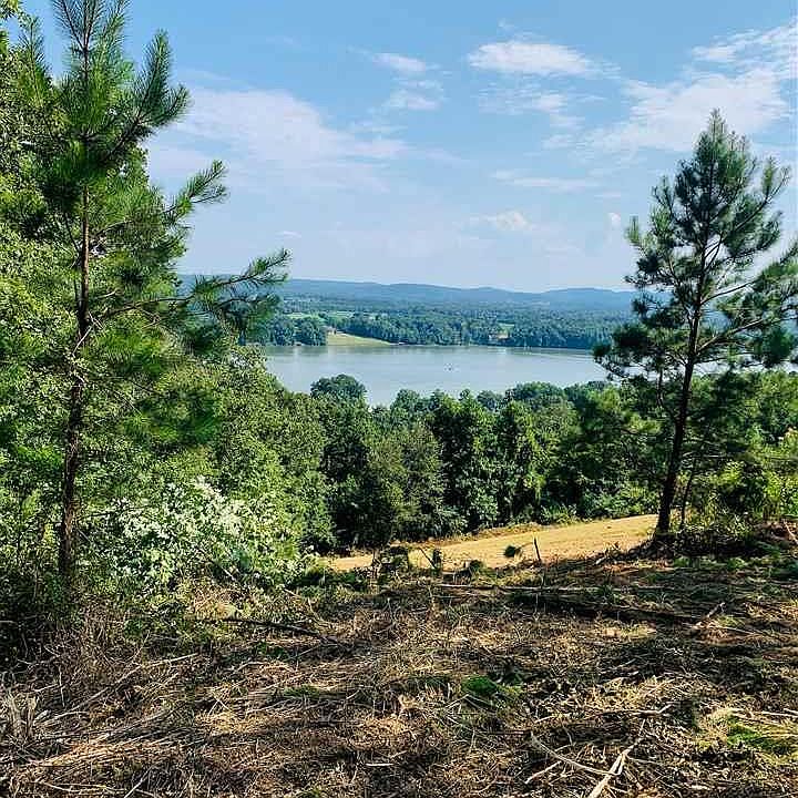 1st image of Mountain Breeze Ct