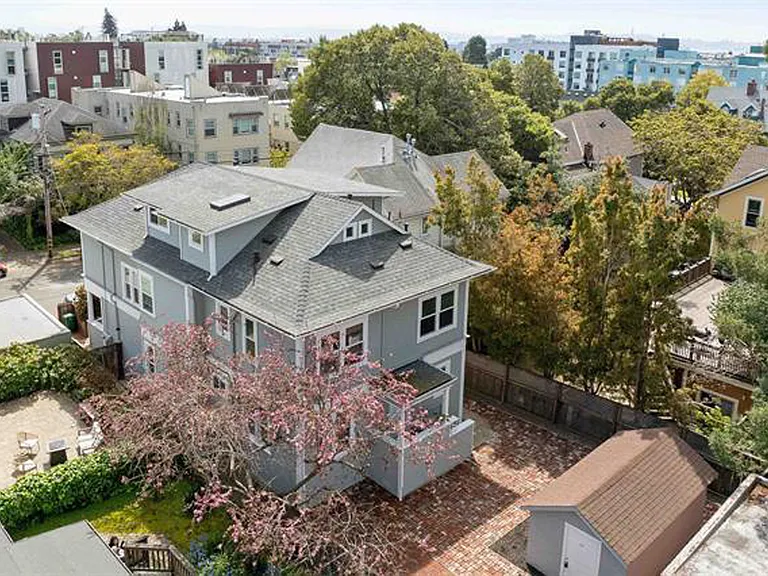 2211 Haste St — Photo 10