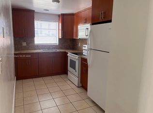 500 NE 26th St APT 3C, Miami, FL 33137