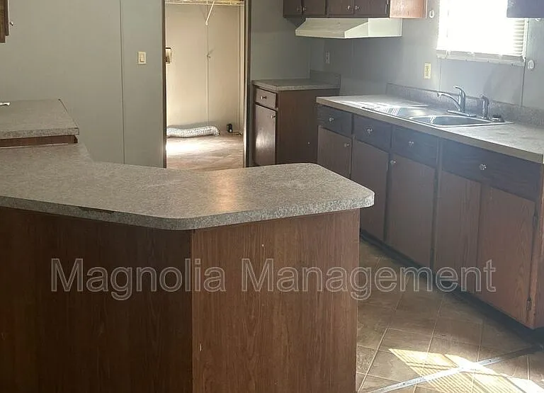 137 Cardinal Ln — Photo 13