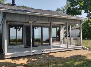 38575 Beachview Rd, Willoughby, OH 44094