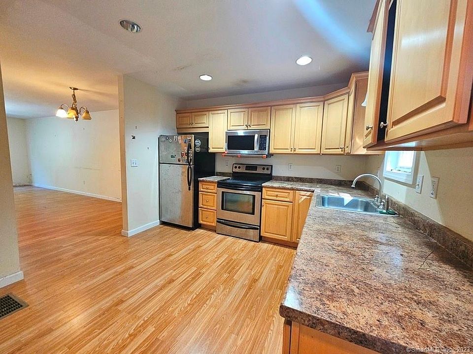 114 Baltic Hanover Rd UNIT 2, Sprague, CT 06330 MLS 170599541 Zillow