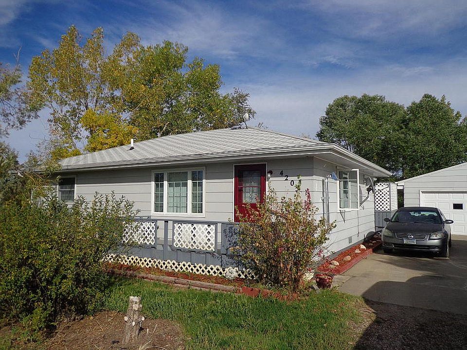 1st image of 4205 70th Ave W