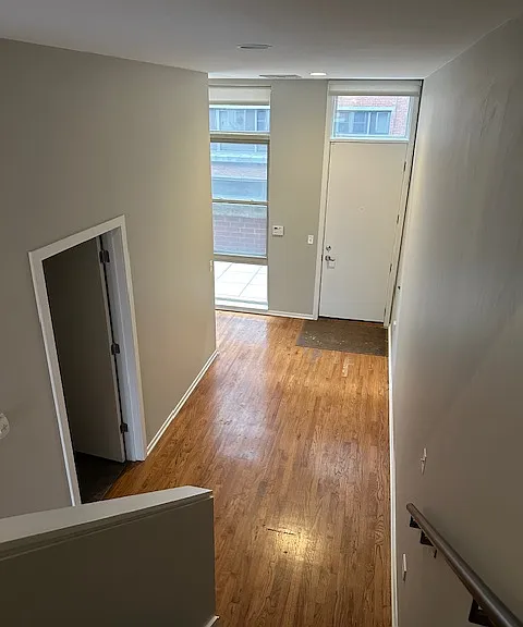 324 N Jefferson St #302 — Photo 9