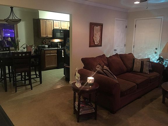 4th image of 5572 Baronridge Dr APT 7