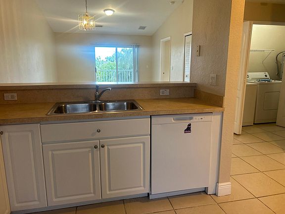 2nd image of 1910 Santa Barbara Blvd APT 6